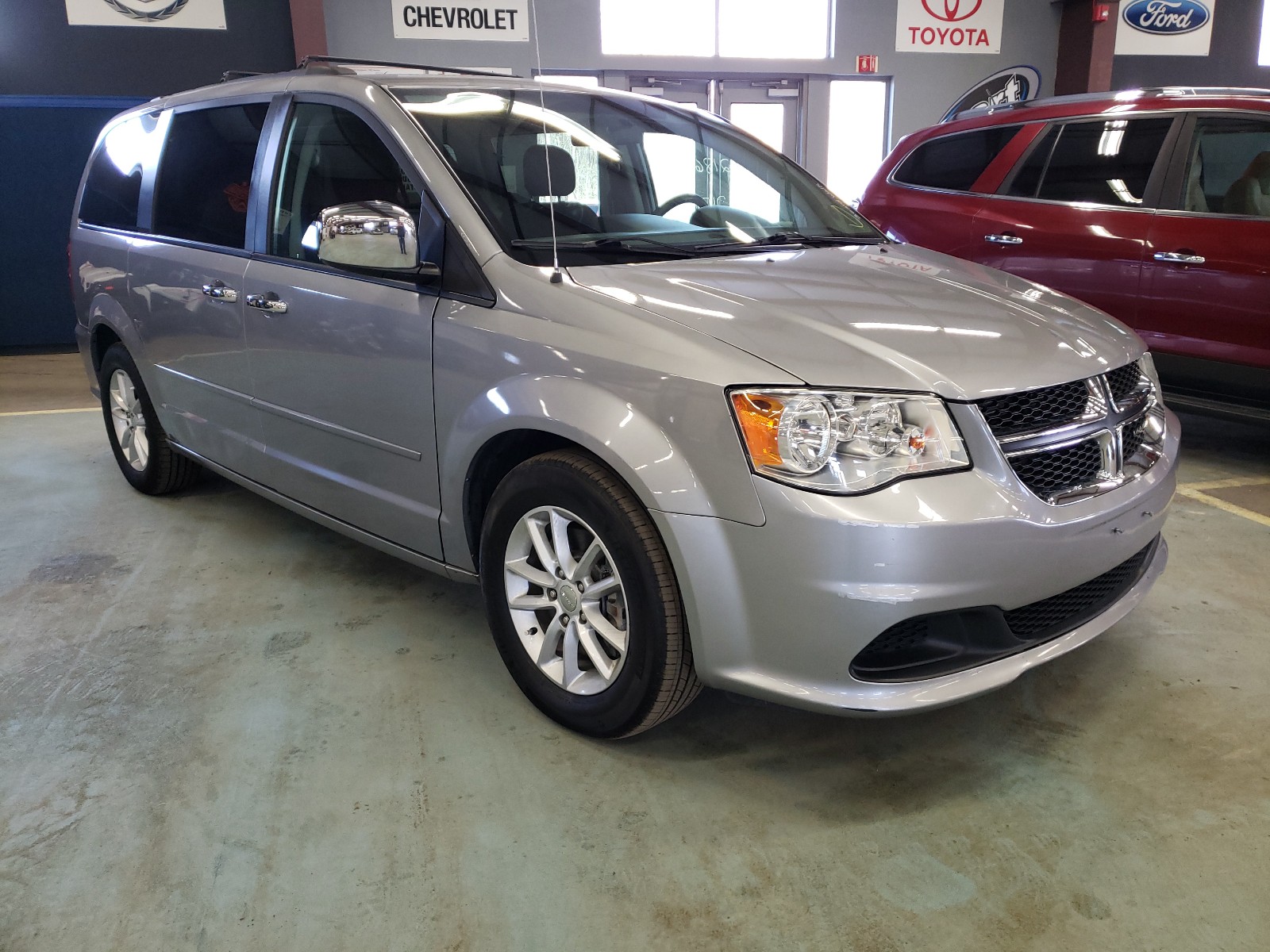 Dodge Grand cara (2016)