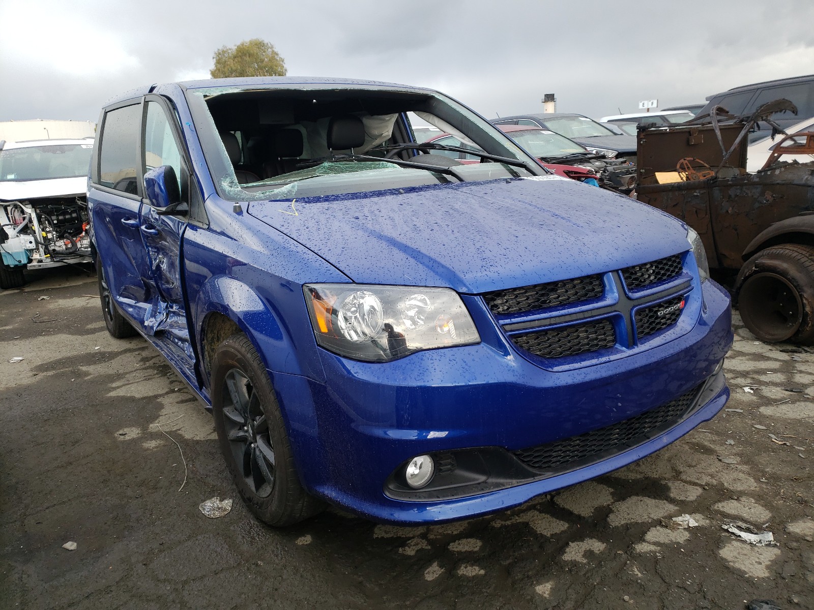 Dodge Grand cara (2020)
