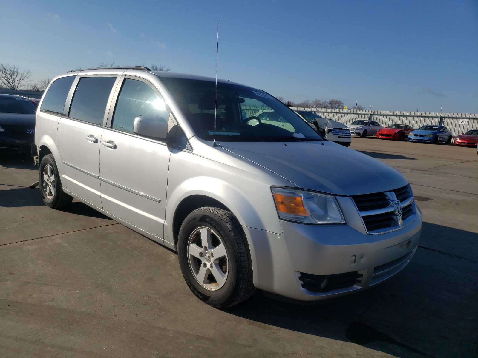 Dodge Grand cara (2010)