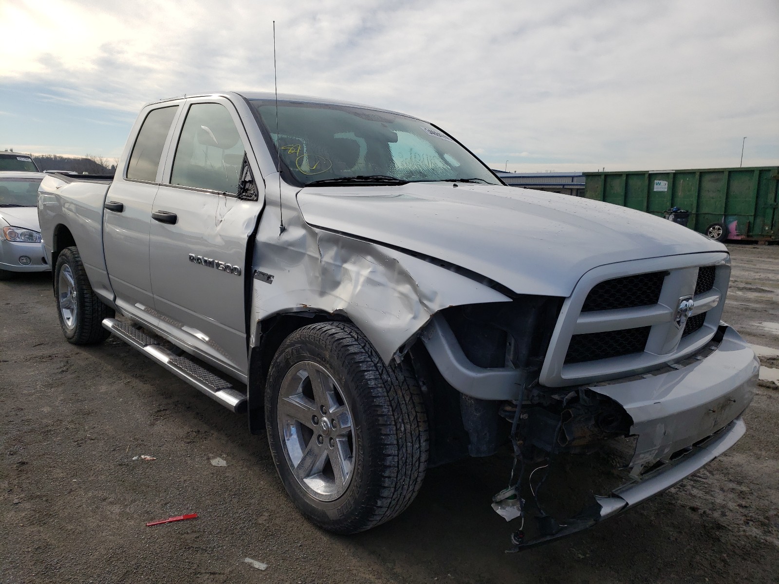 Dodge Ram 1500 s (2012)