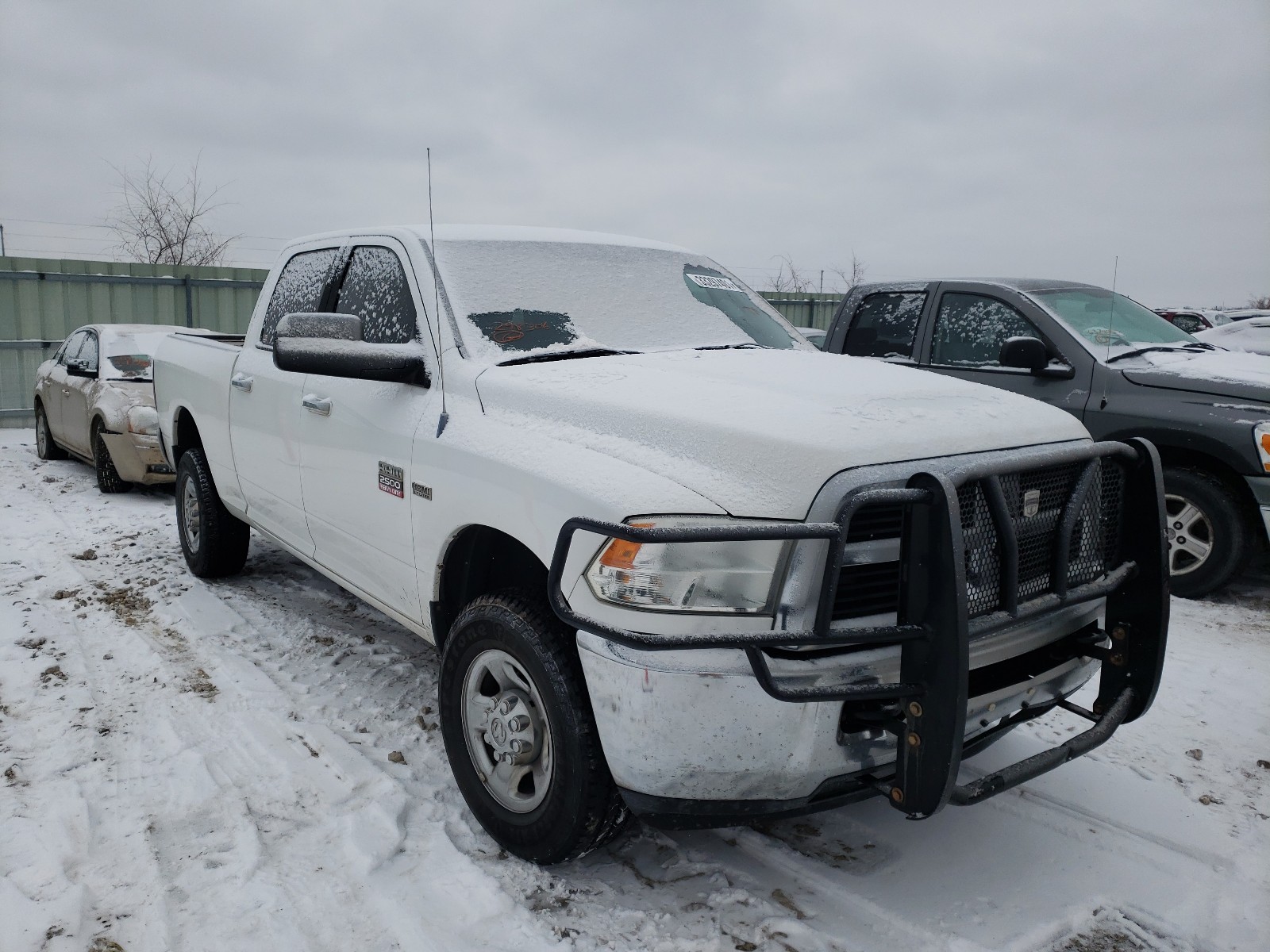 Dodge Ram 2500 s (2012)