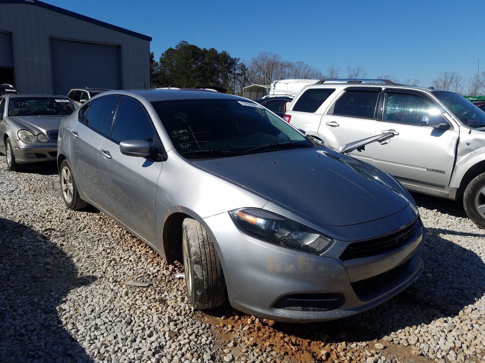 Dodge Dart sxt (2015)