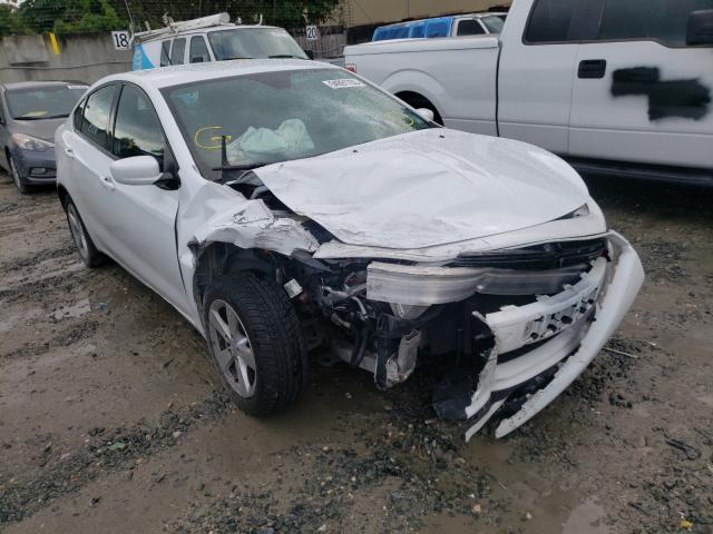 Dodge Dart sxt (2016)