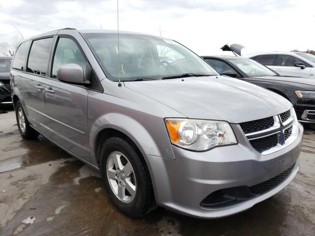 Dodge Grand cara (2013)