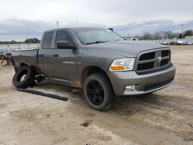 Dodge Ram 1500 s (2012)