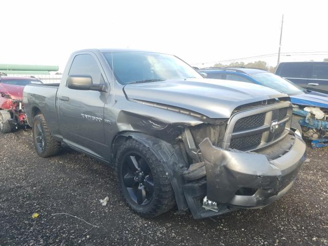 Dodge Ram 1500 s (2012)