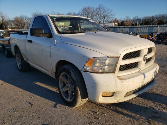 Dodge Ram 1500 s (2012)