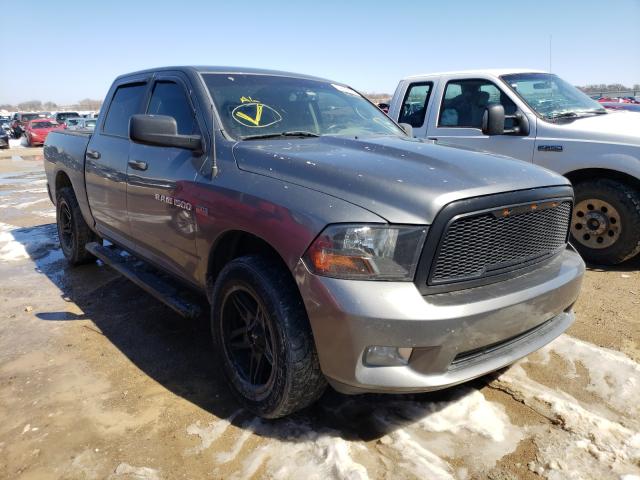Dodge Ram 1500 s (2012)