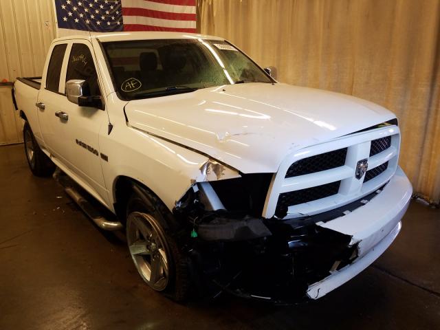 Dodge Ram 1500 s (2012)