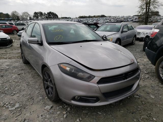 Dodge Dart sxt (2016)