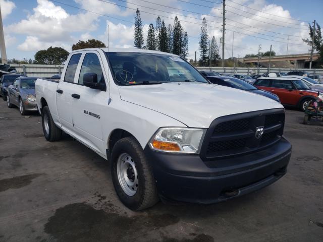 Dodge Ram 1500 s (2012)