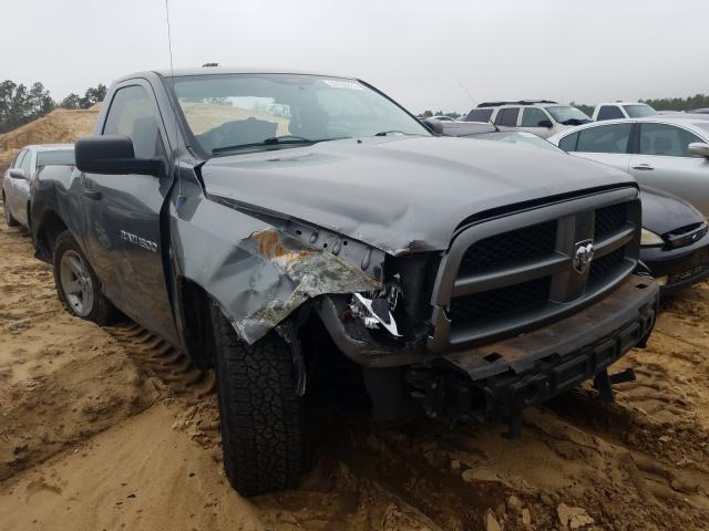 Dodge Ram 1500 s (2012)