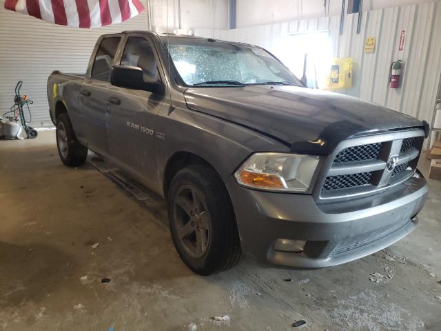 Dodge Ram 1500 s (2012)