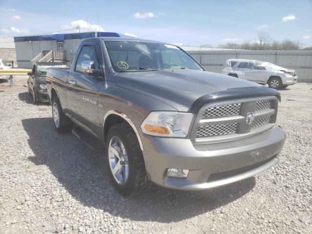 Dodge Ram 1500 s (2012)