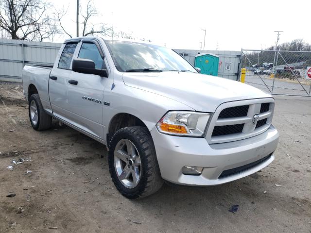 Dodge Ram 1500 s (2012)