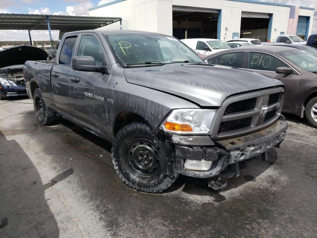 Dodge Ram 1500 s (2012)
