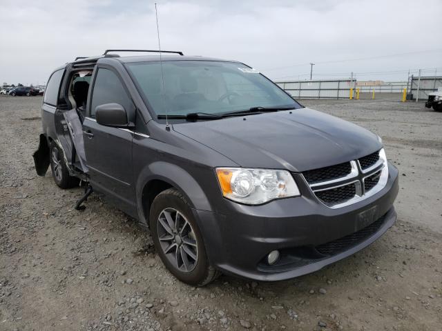 Dodge Grand cara (2017)