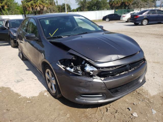 Dodge Dart sxt (2015)