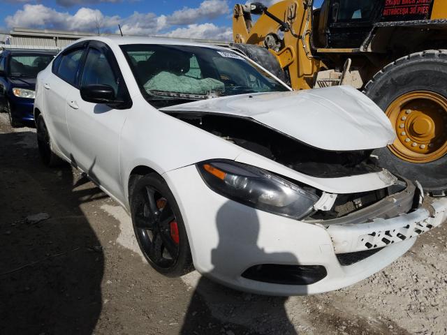 Dodge Dart sxt (2015)