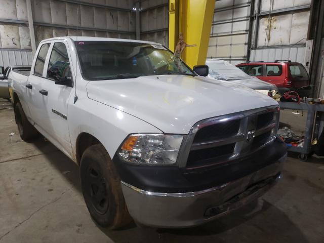 Dodge Ram 1500 s (2012)