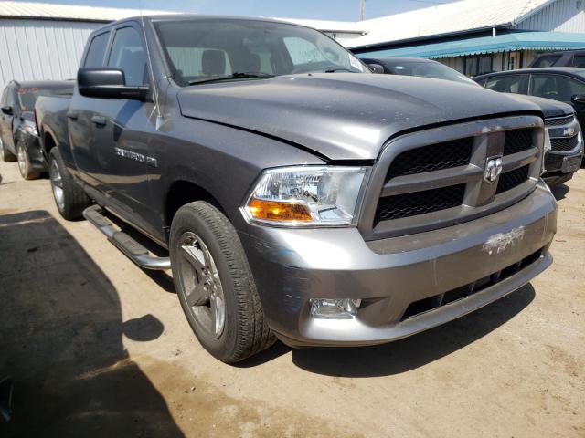 Dodge Ram 1500 s (2012)