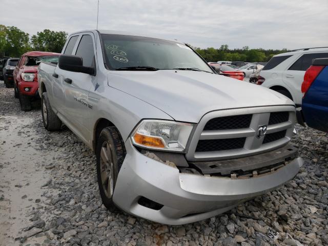 Dodge Ram 1500 s (2012)