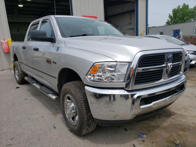 Dodge Ram 2500 s (2012)