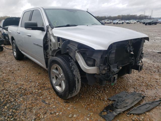 Dodge Ram 1500 s (2012)
