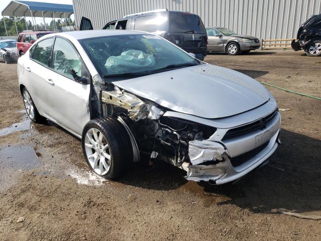 Dodge Dart sxt (2013)