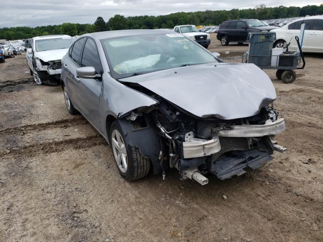 Dodge Dart sxt (2016)