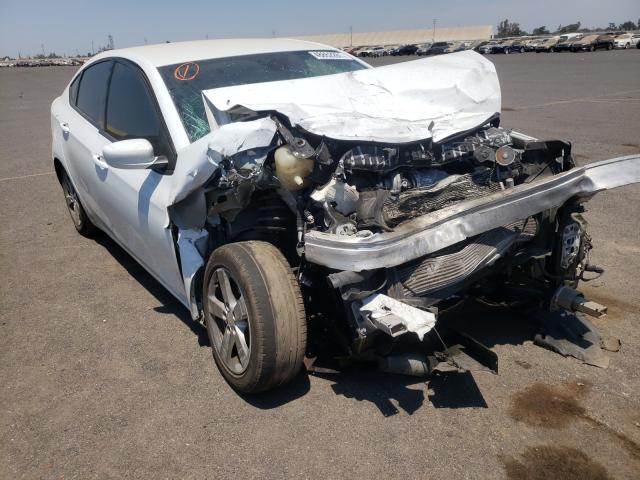 Dodge Dart sxt (2015)