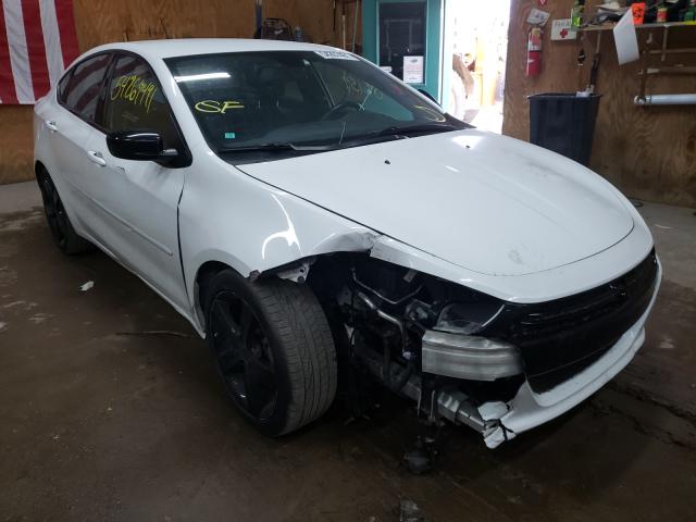 Dodge Dart sxt (2015)