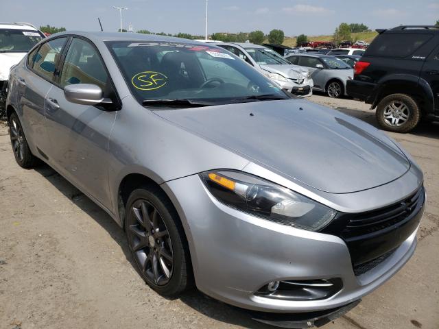Dodge Dart sxt (2016)