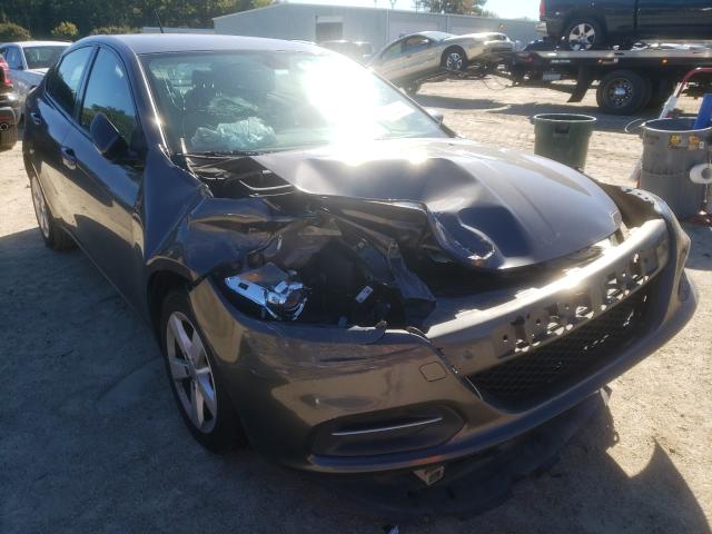 Dodge Dart sxt (2015)