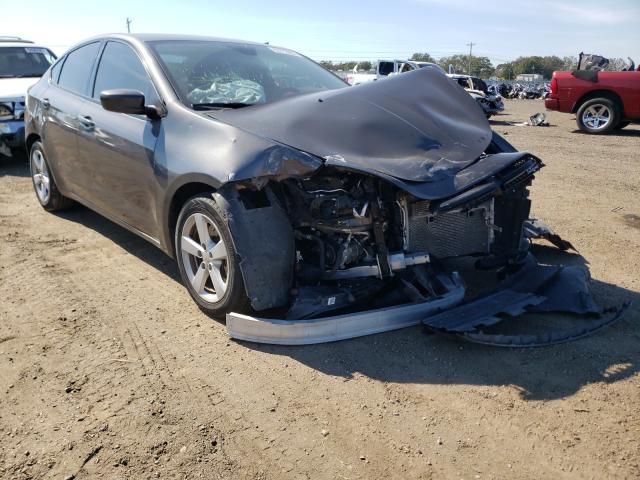 Dodge Dart sxt (2015)