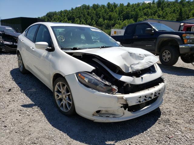 Dodge Dart sxt (2015)