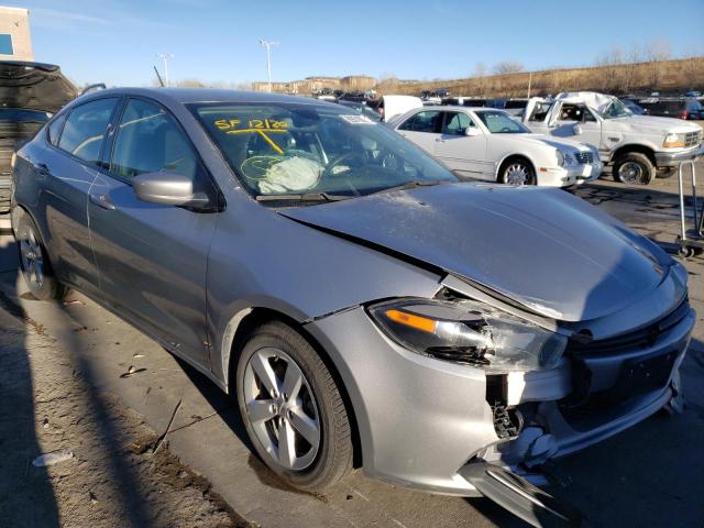 Dodge Dart sxt (2016)