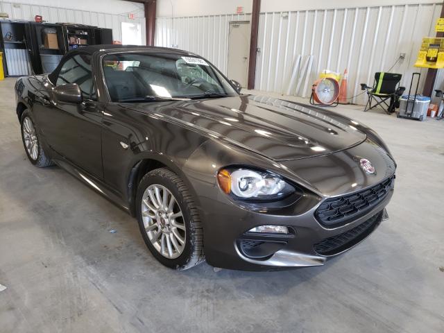 Fiat 124 spider (2017)