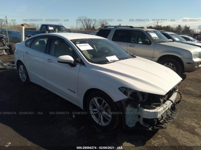 Ford Fusion hybrid (2018)