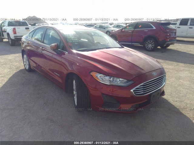 Ford Fusion hybrid (2019)