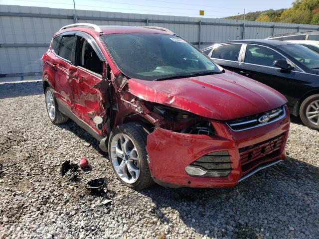 Ford Escape tit (2014)