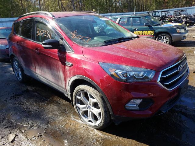 Ford Escape tit (2017)