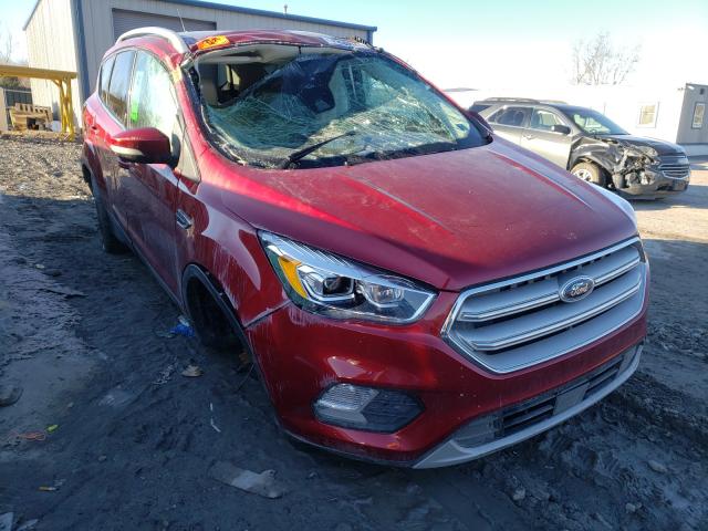 Ford Escape tit (2019)