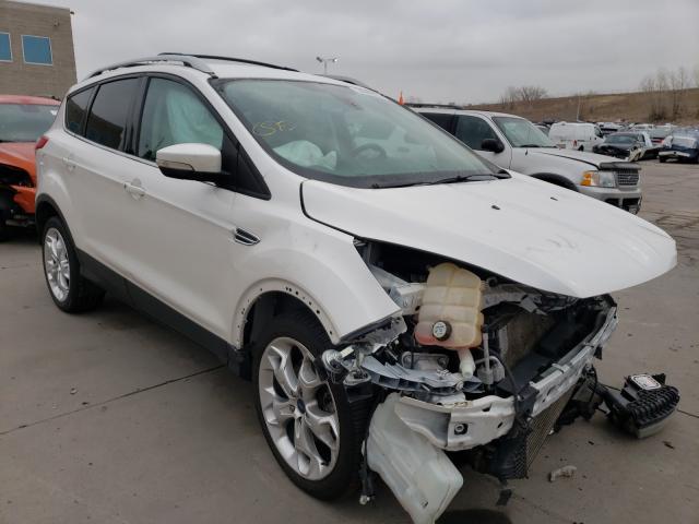 Ford Escape tit (2013)