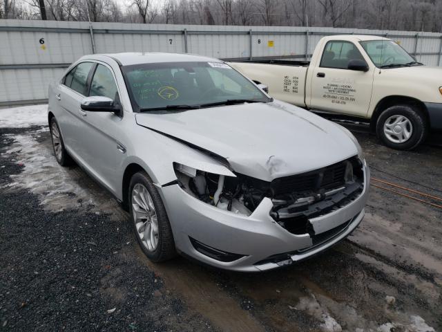 Ford Taurus lim (2015)