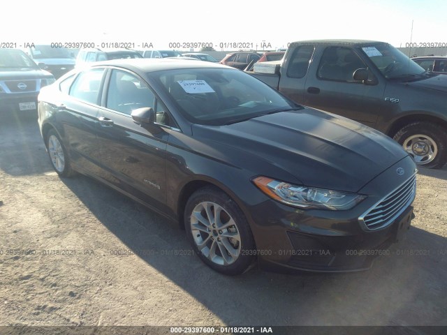Ford Fusion hybrid (2019)