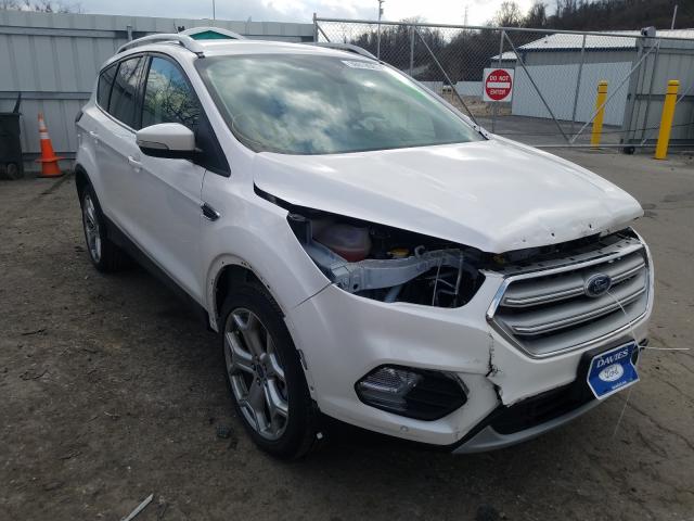 Ford Escape tit (2019)