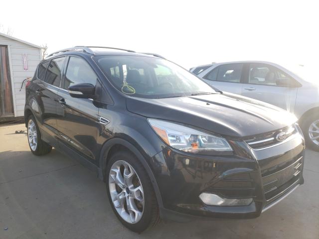 Ford Escape tit (2014)