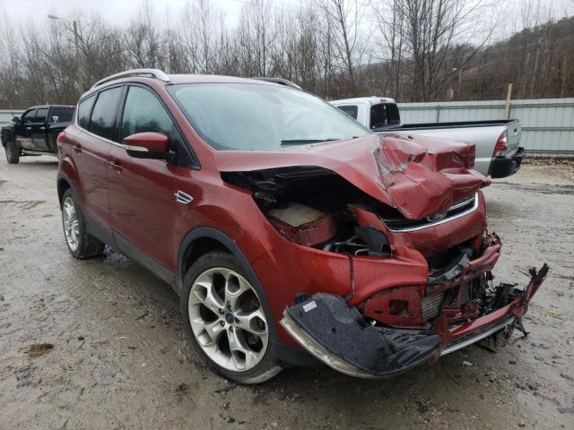 Ford Escape tit (2014)