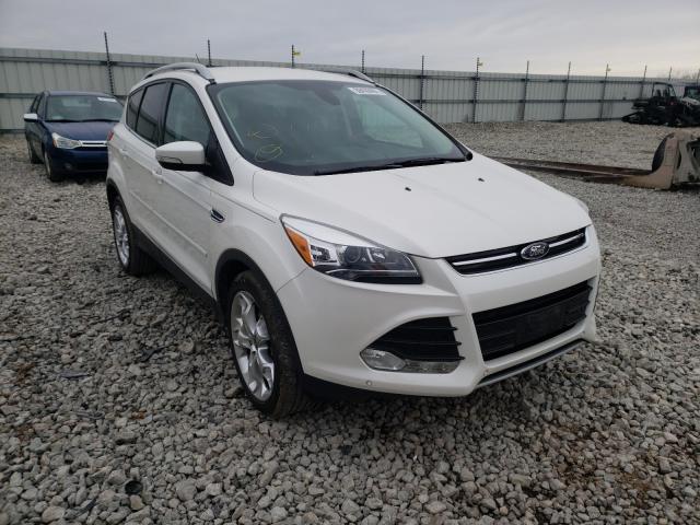 Ford Escape tit (2014)